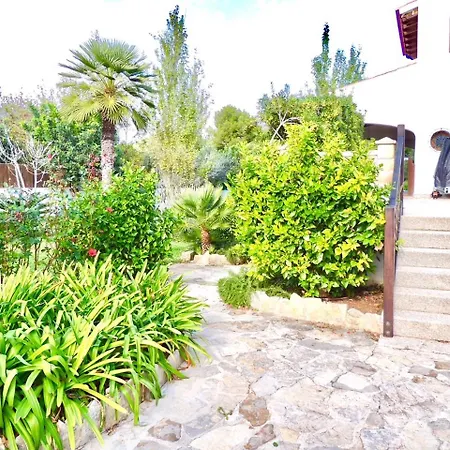 Rocamar, Sa Pedruscada Villa *